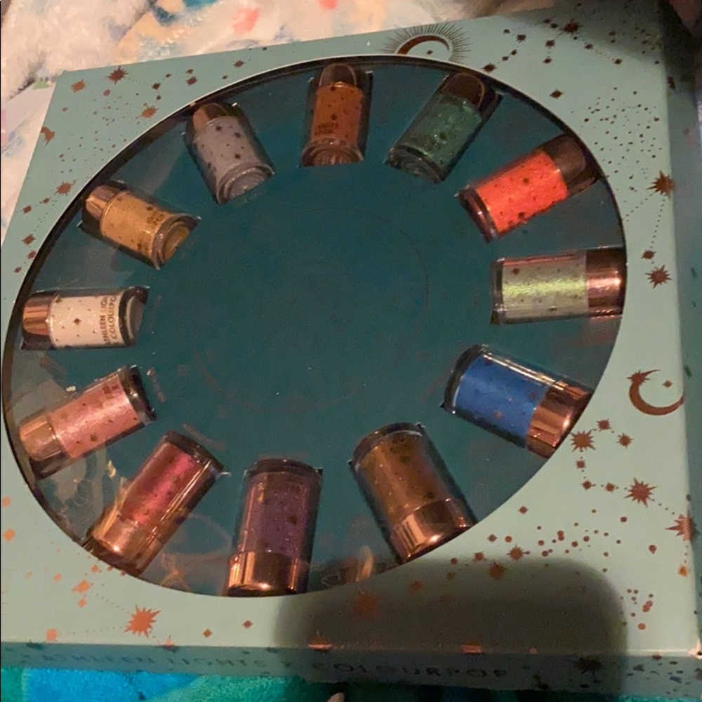 Colourpop Kathleen Lights Zodiac pigment